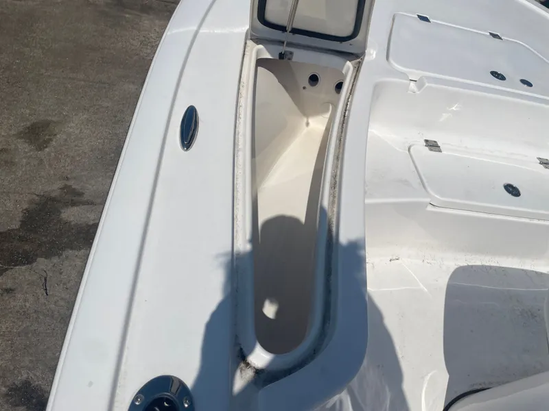 Slide: The Image of Tidewater 2110 Bay Max 2026 - 22