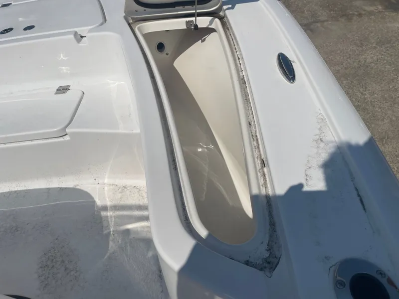 Slide: The Image of Tidewater 2110 Bay Max 2026 - 24