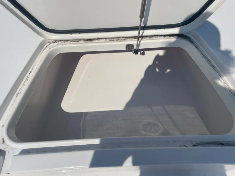 Slide: The Image of Tidewater 2110 Bay Max 2026 - 25