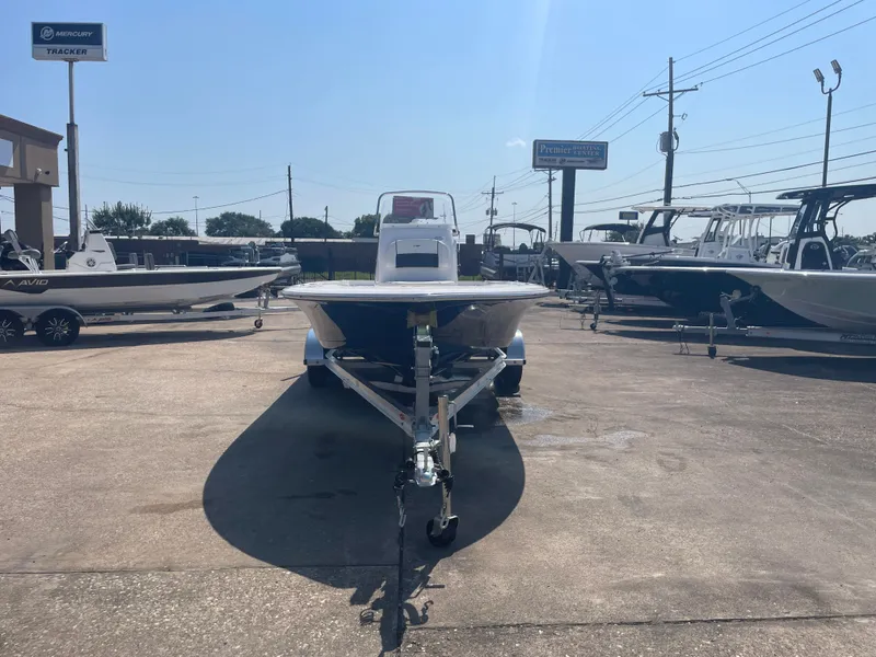 Slide: The Image of Tidewater 2110 Bay Max 2026 - 5