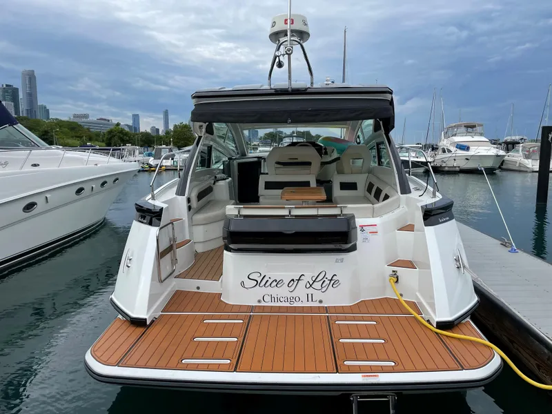 Slide: The Image of 2018 Beneteau Gran Turismo 40 yacht docked in Chicago marina. - 11