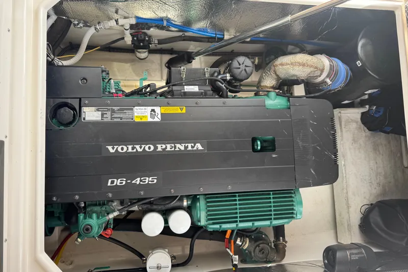 Slide: The Image of Volvo Penta D6-435 engine in 2020 Cutwater C-30 CB boat engine compartment. - 31