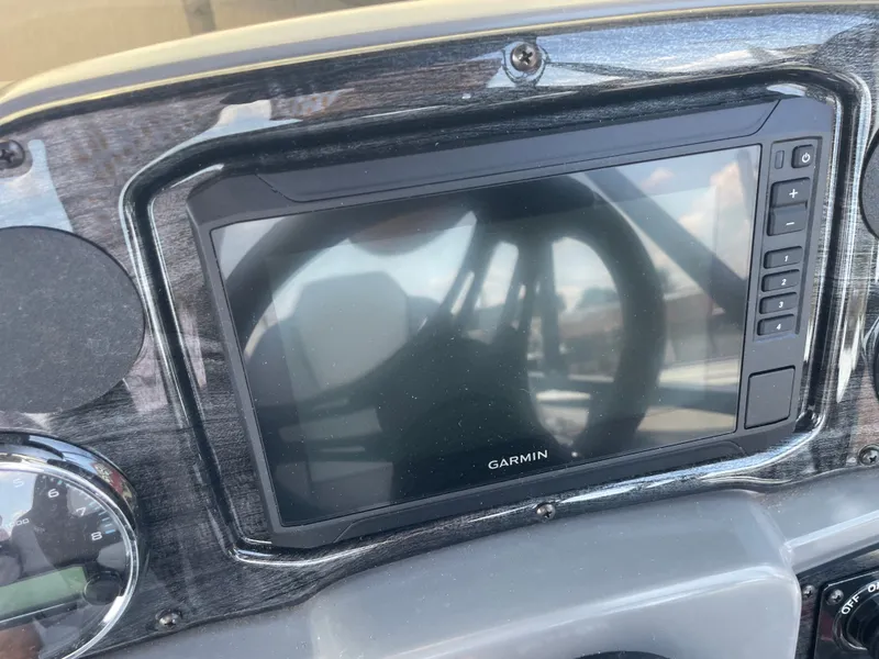 Slide: The Image of Avalon VNT85 RF23T 2025 - 17