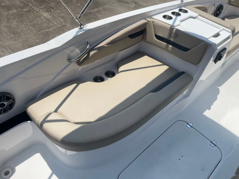 Slide: The Image of Hurricane SS205 2025 - 14