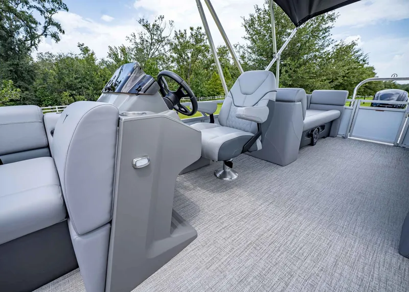 Slide: The Image of Tahoe SLT 23' Quad Lounge 2025 - 14