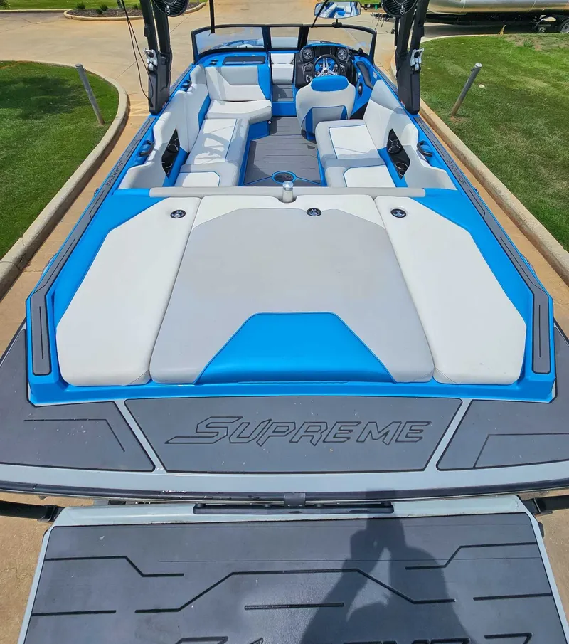 Slide: The Image of Supreme S224 2018 - 10