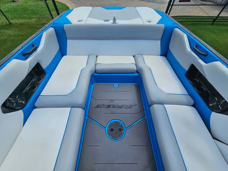 Slide: The Image of Supreme S224 2018 - 16