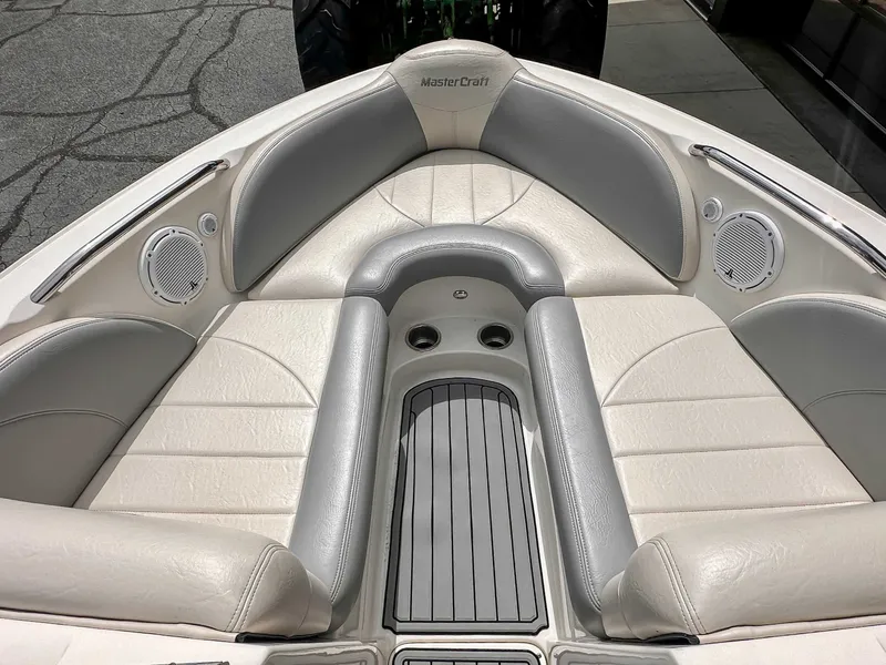 Slide: The Image of MasterCraft X30 2007 - 12