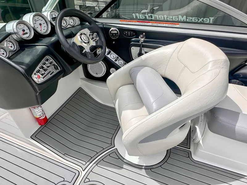 Slide: The Image of MasterCraft X30 2007 - 17