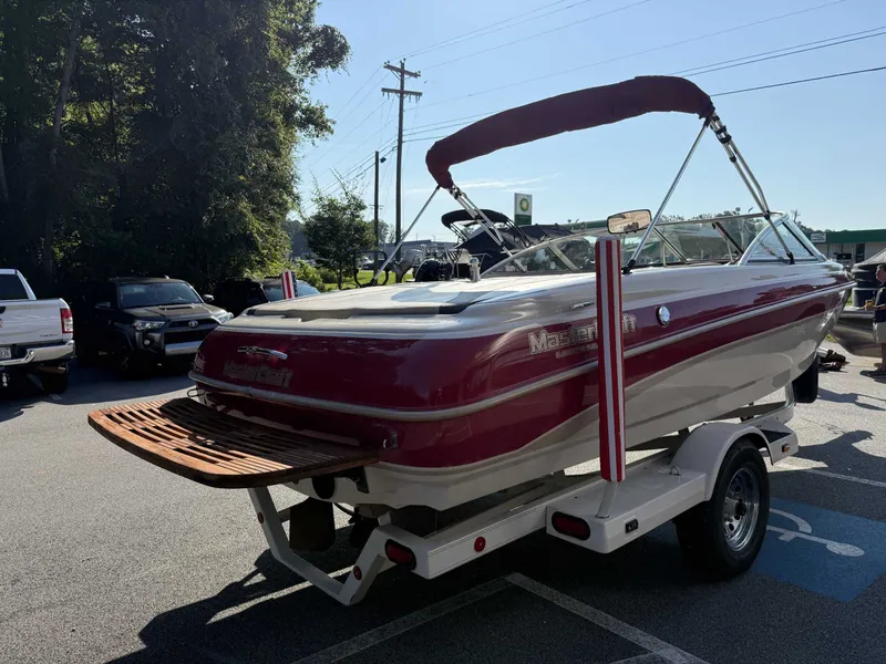 Slide: The Image of MasterCraft 200 Vrs 1998 - 6