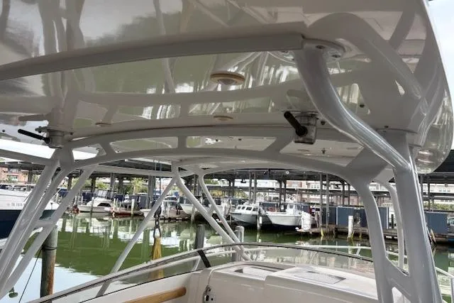 Slide: The Image of Storage compartment of a 2006 Intrepid 310 Walkaround boat. - 34