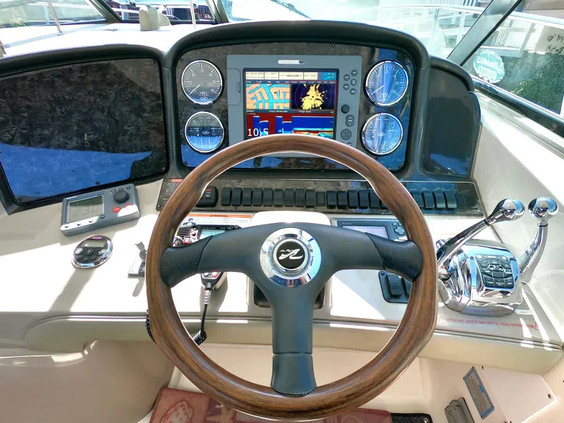 Slide: The Image of Sea Ray 380 Sundancer 2008 - 25