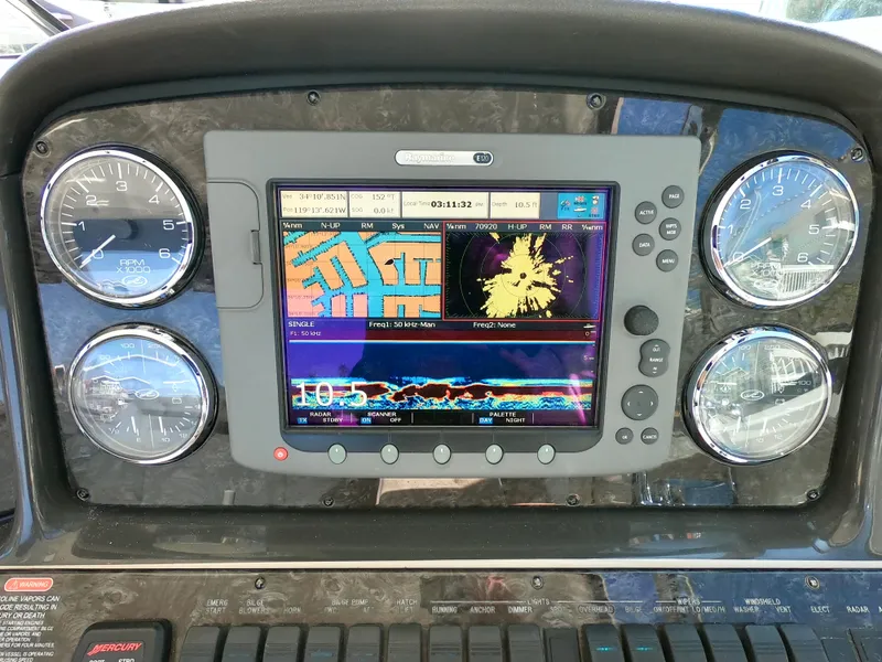 Slide: The Image of Sea Ray 380 Sundancer 2008 - 26