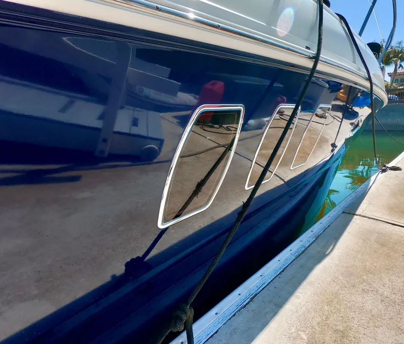 Slide: The Image of Sea Ray 380 Sundancer 2008 - 3