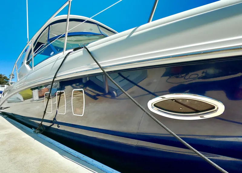 Slide: The Image of Sea Ray 380 Sundancer 2008 - 4