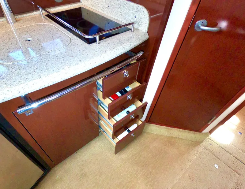 Slide: The Image of Sea Ray 380 Sundancer 2008 - 40