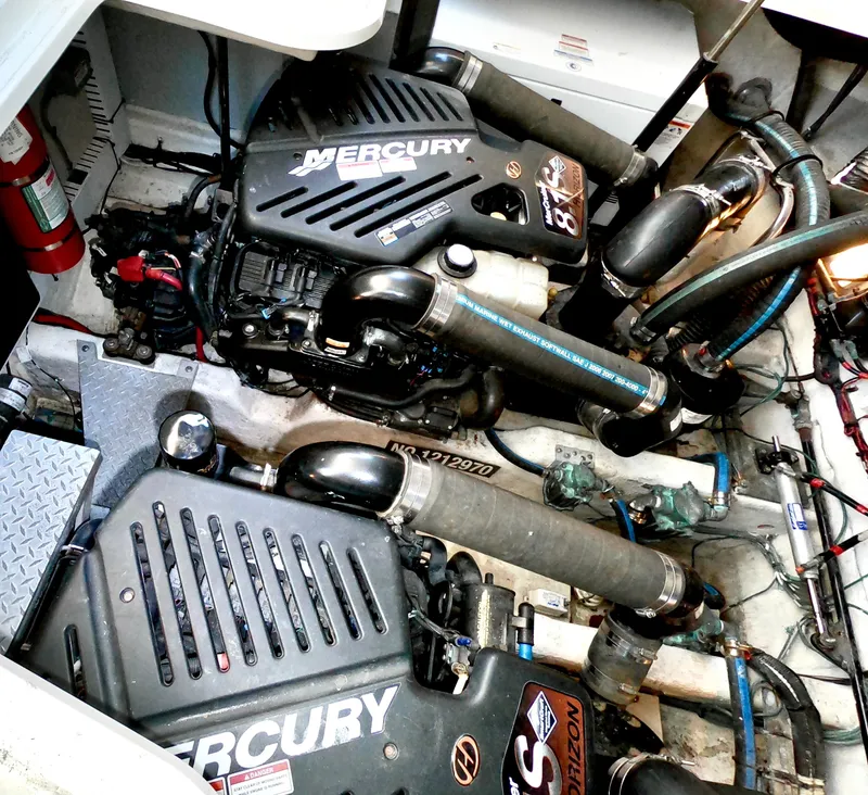 Slide: The Image of Sea Ray 380 Sundancer 2008 - 61