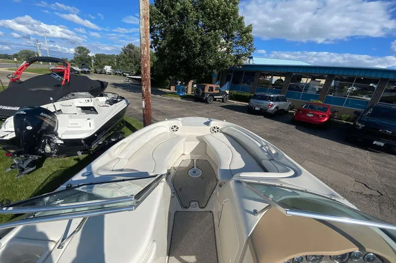 Slide: The Image of Sea Ray 210 Sundeck 1999 - 16