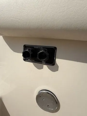 Slide: The Image of Grady-White Freedom 307 2026 - 31