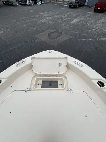 Slide: The Image of Grady-White 231 Coastal Explorer 2025 - 9