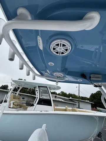 Slide: The Image of Sportsman Heritage 231 Center Console 2026 - 14
