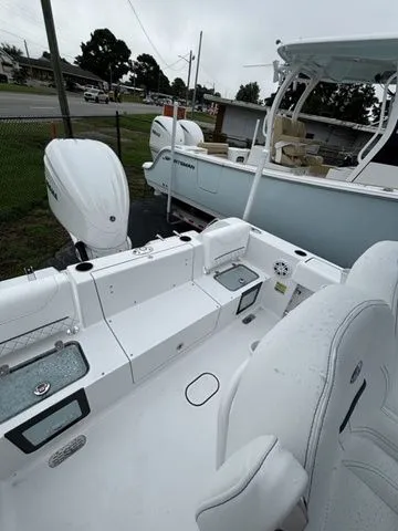 Slide: The Image of Sportsman Heritage 231 Center Console 2026 - 9