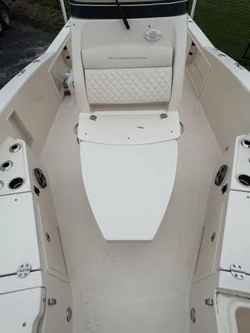 Slide: The Image of Grady-White 251 Coastal Explorer 2026 - 20