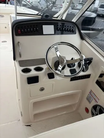 Slide: The Image of Grady-White Freedom 307 2026 - 12