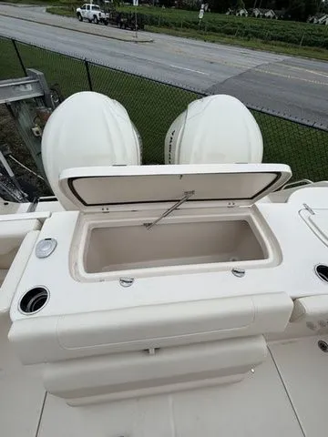 Slide: The Image of Grady-White Freedom 307 2026 - 6