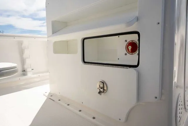 Slide: The Image of Bay Rider 2460FS 2026 - 4