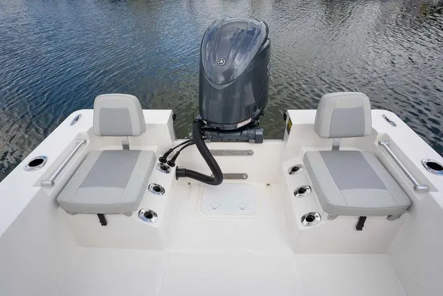 Slide: The Image of Bay Rider 2460FS 2026 - 7