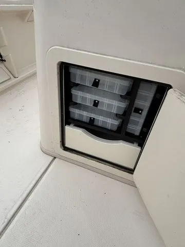 Slide: The Image of Grady-White 231 Coastal Explorer 2025 - 15