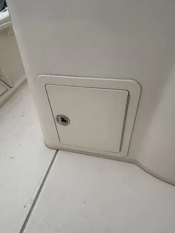 Slide: The Image of Grady-White 231 Coastal Explorer 2025 - 16