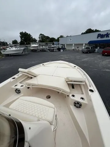 Slide: The Image of Grady-White 231 Coastal Explorer 2025 - 7