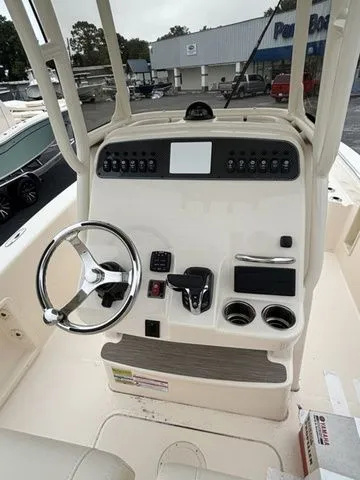 Slide: The Image of Grady-White 251 Coastal Explorer 2026 - 13