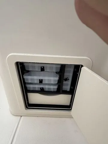 Slide: The Image of Grady-White 251 Coastal Explorer 2026 - 8