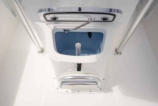 Slide: The Image of Bay Rider 2460FS 2026 - 11