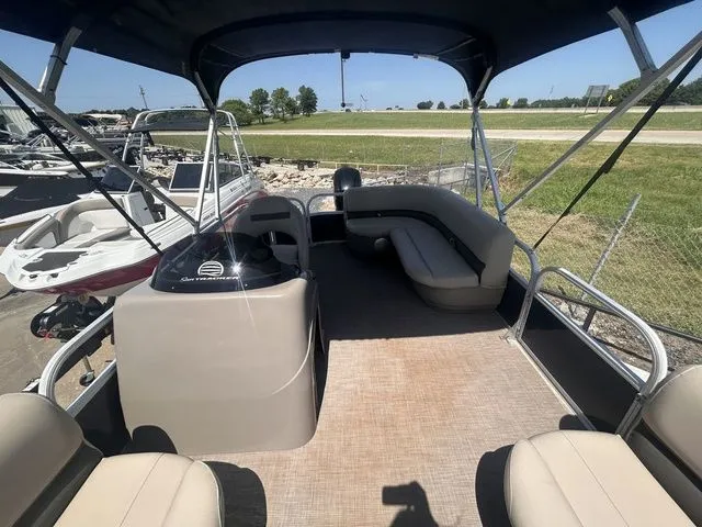 Slide: The Image of Sun Tracker Party Barge 18 DLX 2020 - 9