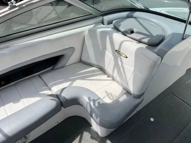 Slide: The Image of MasterCraft X30 2002 - 12