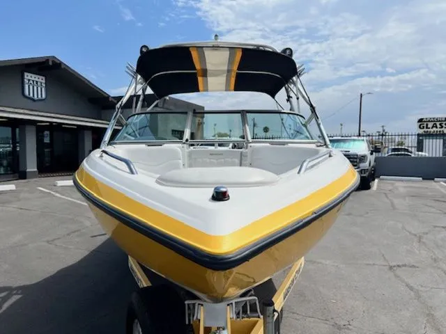 Slide: The Image of MasterCraft X30 2002 - 3