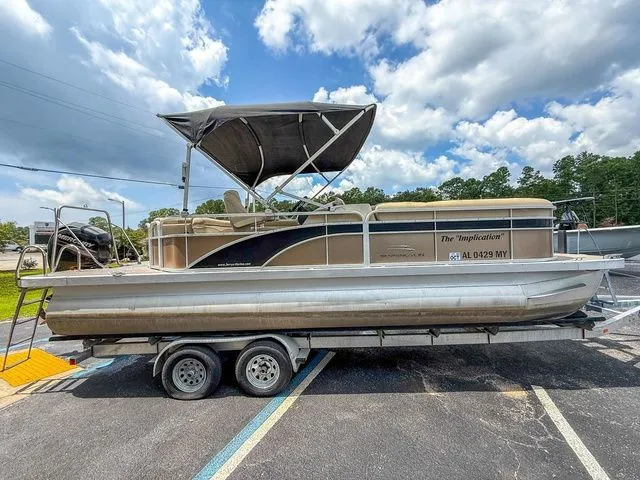 Slide: The Image of Bennington 24 SLX 2015 - 6