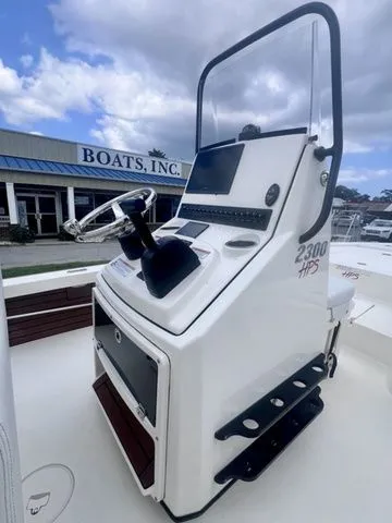 Slide: The Image of Maverick 2300 HPS 2025 - 7