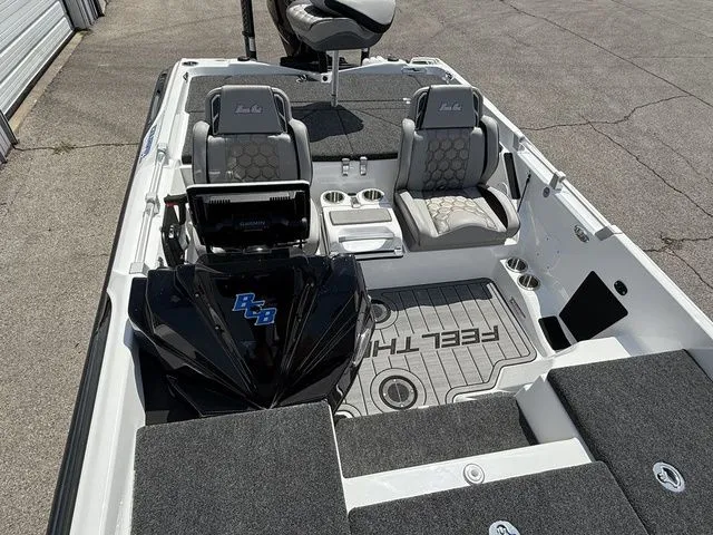 Slide: The Image of Bass Cat Cougar SP 2026 - 12