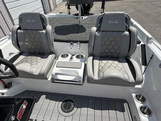 Slide: The Image of Bass Cat Cougar SP 2026 - 14