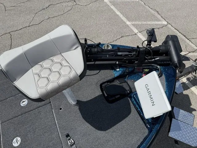 Slide: The Image of Bass Cat Cougar SP 2026 - 9