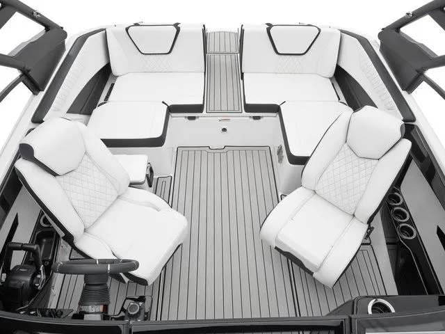 Slide: The Image of Yamaha 222S 2026 - 2