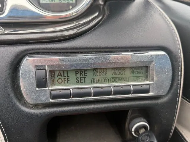 Slide: The Image of Malibu Wakesetter 23 LSV 2010 - 11