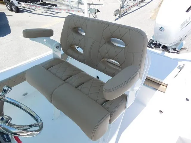 Slide: The Image of Blazer 2440 2026 - 10