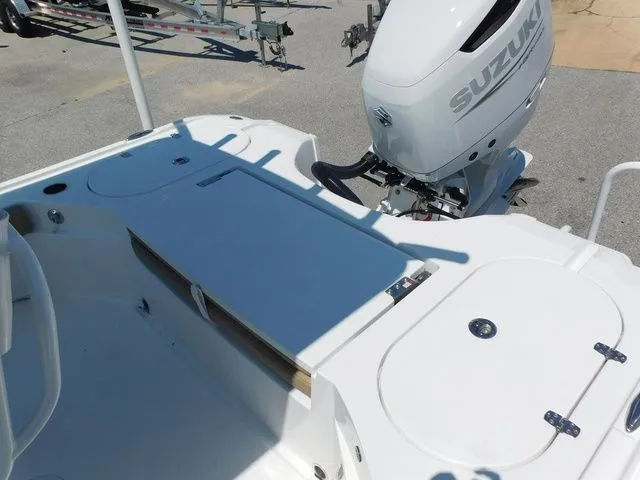 Slide: The Image of Blazer 2440 2026 - 17