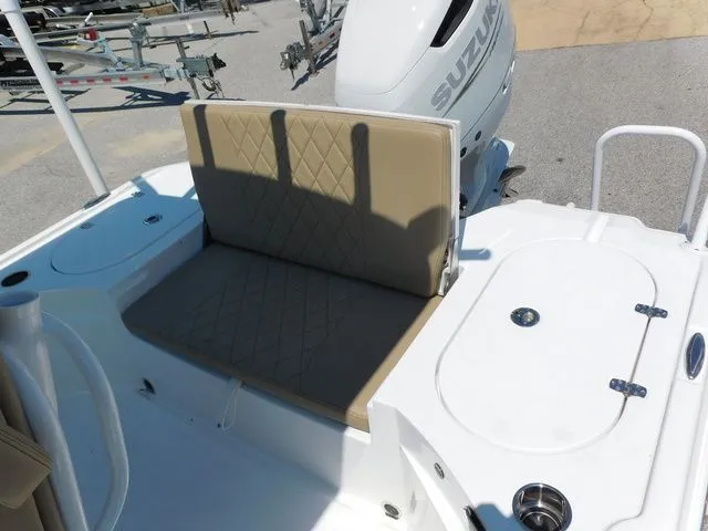 Slide: The Image of Blazer 2440 2026 - 18